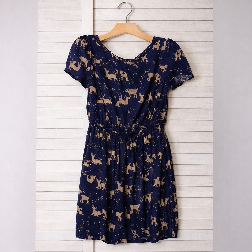 Cherokee Baby Deer Dres. Navy. Lightweight. Size 4T. Great Condition